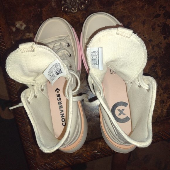 WOMENS CONVERSE RUN STAR LEGACY LIKE NEW - Picture 4 of 4